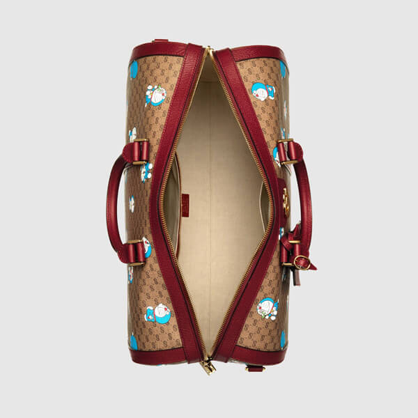 グッチ ドラえもん ミディアム ダッフル バッグ 偽物 647815 2TJBG 8587